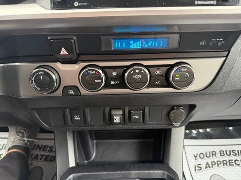 Used 2022 Toyota Tacoma SR5 image 20