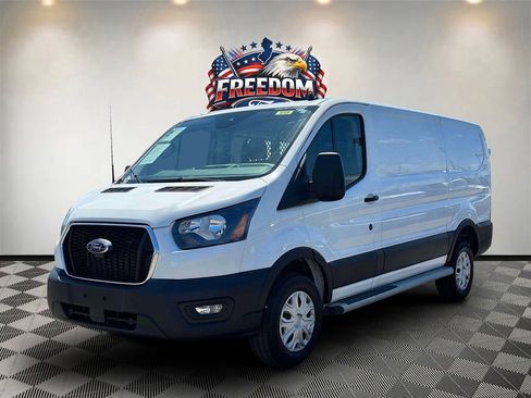 Used 2024 Ford Transit 250 Low Roof w/ Exterior Upgrade Package RWD image 2