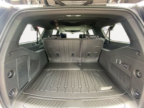 New 2026 GMC Yukon XL Elevation image 10