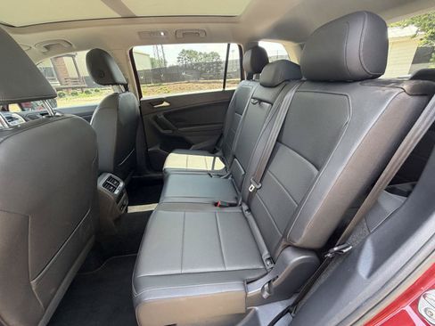 Used 2019 Volkswagen Tiguan SEL FWD image 15