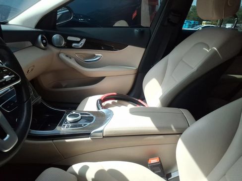 Used 2021 Mercedes-Benz C 300 Sedan w/ Premium Package image 6
