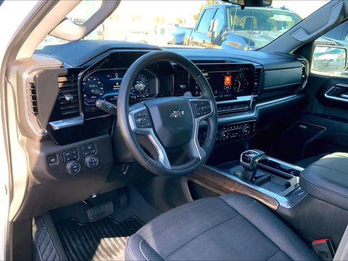 Used 2025 Chevrolet Silverado 1500 RST w/ Convenience Package II image 16