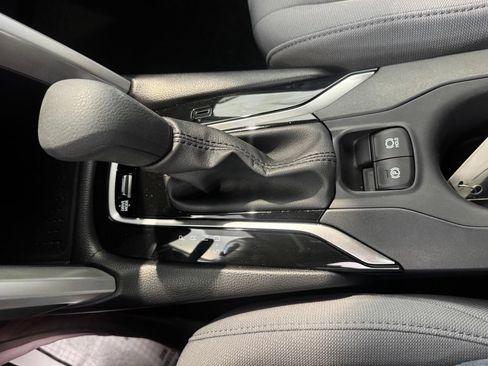 Used 2024 Toyota Corolla Cross AWD Hybrid image 10