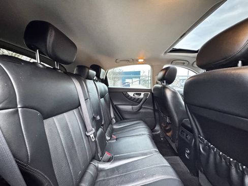 Used 2015 INFINITI QX70 AWD w/ Premium Package image 13