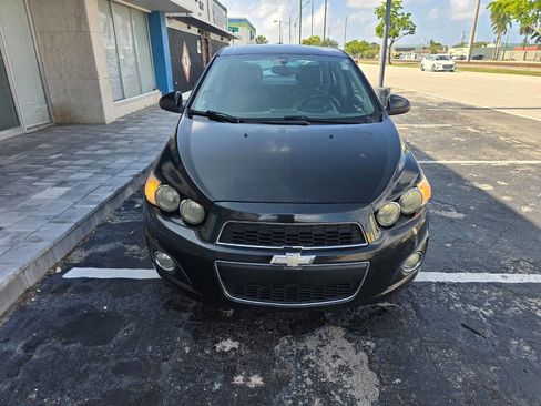 Used 2015 Chevrolet Sonic LTZ FWD image 2