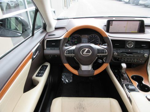 Used 2016 Lexus RX 450h AWD w/ Cold Weather Package image 33