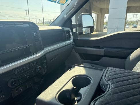 Used 2023 Ford F250 XL w/ STX Appearance Package image 11