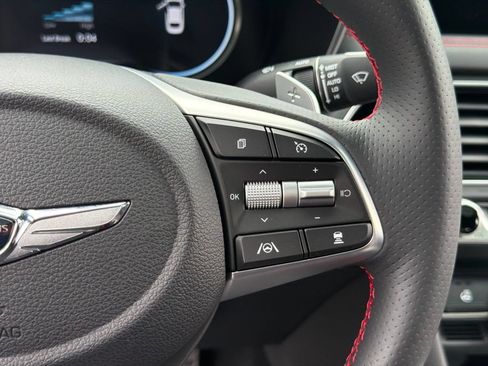 Used 2023 Genesis G70 2.0T w/ Sport Prestige Package AWD/4WD image 21