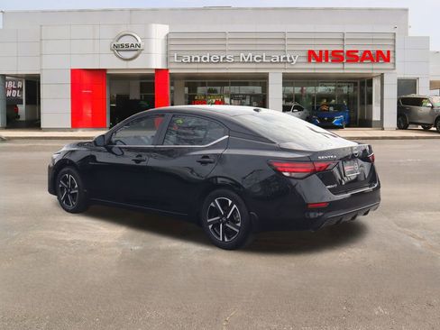 Used 2025 Nissan Sentra SV w/ Trunk Package image 5