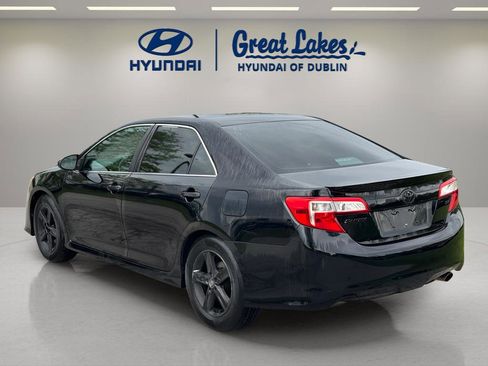 Used 2014 Toyota Camry SE FWD image 3