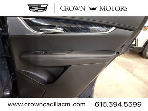 Certified 2025 Cadillac XT6 Premium Luxury image 34