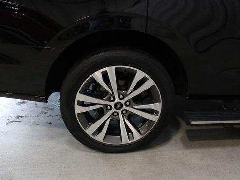 Used 2021 Ford Expedition Platinum AWD/4WD image 28