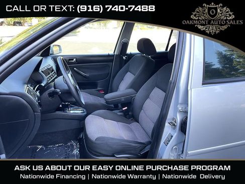 Used 2004 Volkswagen Golf GLS FWD image 13