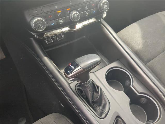 Used 2023 Dodge Durango SXT w/ SXT Blacktop Group AWD/4WD image 12