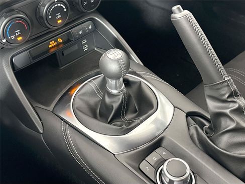 New 2026 MAZDA MX-5 Miata Club w/ Interior Package RWD image 26