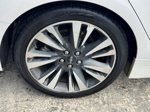 Used 2018 Lincoln MKZ Reserve w/ Technology Package FWD image 32