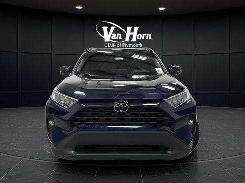 Used 2021 Toyota RAV4 XLE Premium AWD/4WD image 2