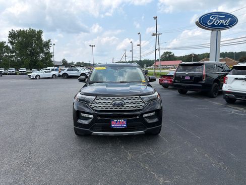 Used 2021 Ford Explorer Limited w/ Equipment Group 301A RWD image 8