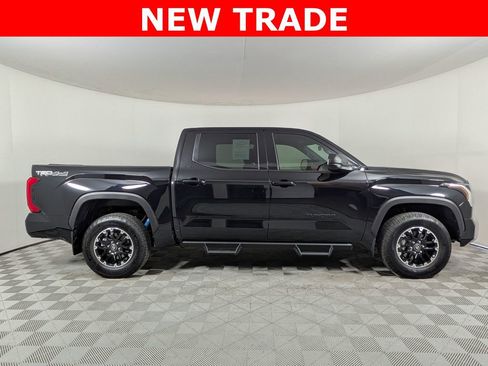 Used 2025 Toyota Tundra SR5 AWD/4WD image 2