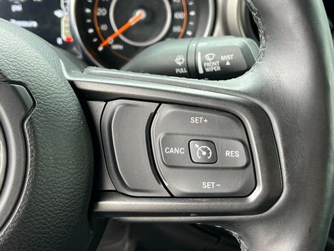 Used 2020 Jeep Wrangler Unlimited Sport AWD/4WD image 32