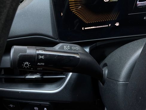 Used 2025 Kia K4 FWD image 35