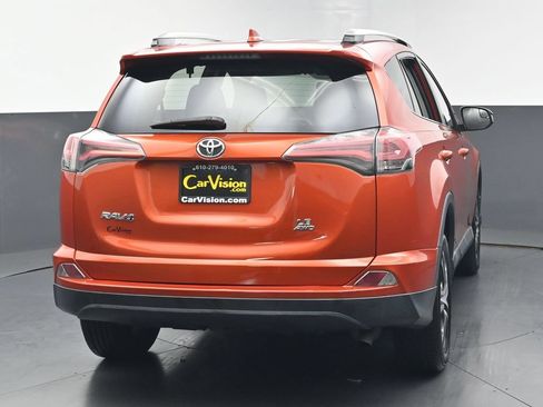 Used 2016 Toyota RAV4 LE AWD/4WD image 5