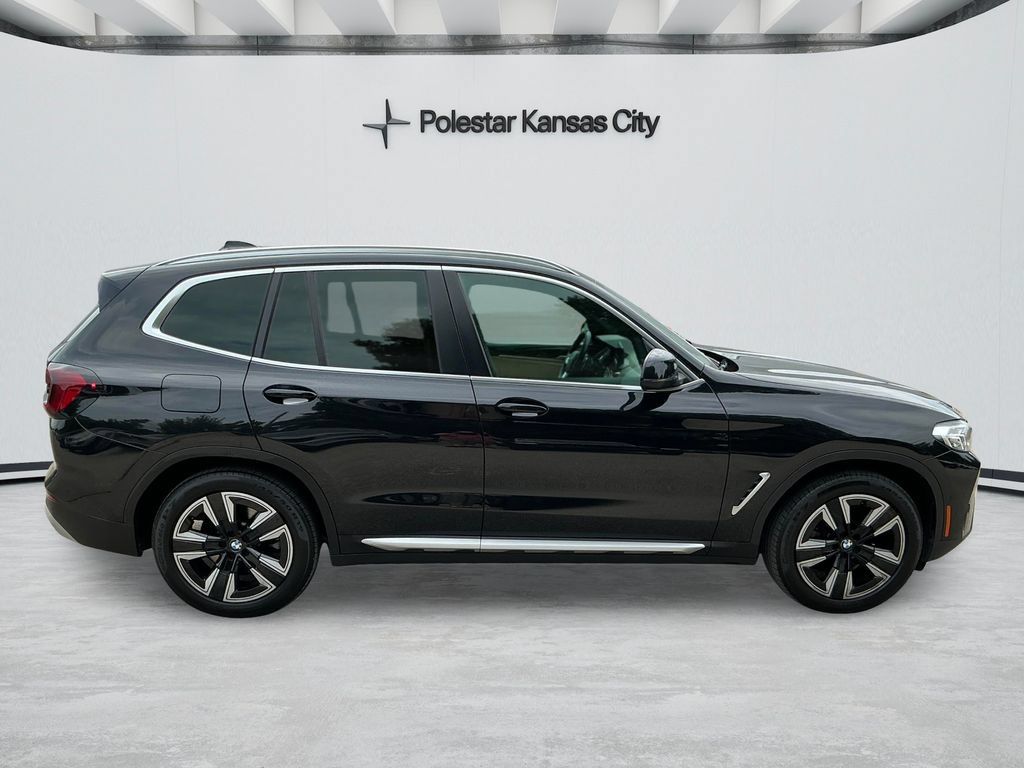 Used 2022 BMW X3 xDrive30i w/ Premium Package 2 AWD/4WD image 4
