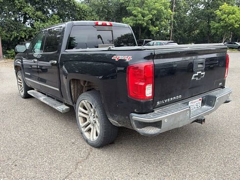 Used 2016 Chevrolet Silverado 1500 LTZ w/ LTZ Plus Package AWD/4WD image 7