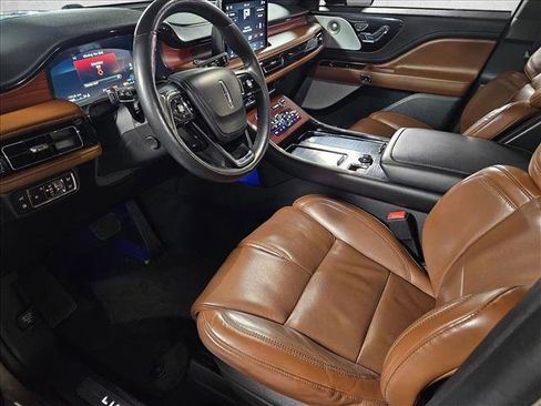 Used 2021 Lincoln Aviator Grand Touring w/ Equipment Group 301A image 10