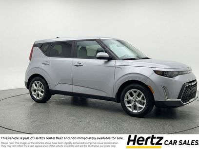 Used 2025 Kia Soul LX w/ LX Technology Package