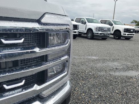 New 2026 Ford F250 Lariat w/ Tremor Off-Road Package image 4