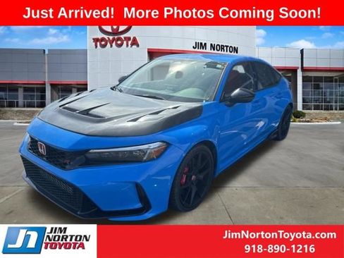 Used 2023 Honda Civic Type R image 3