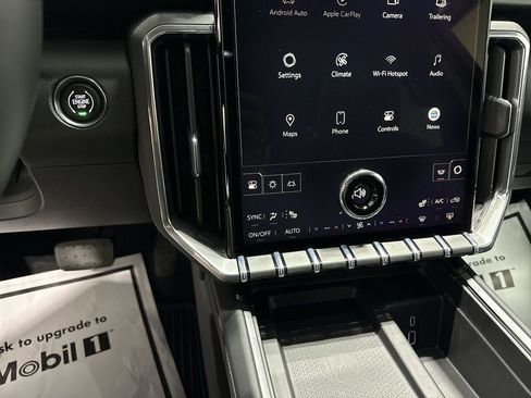 New 2026 GMC Acadia Elevation image 17