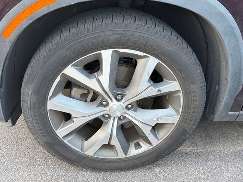 Used 2021 Hyundai Palisade SEL w/ Premium Package FWD image 6