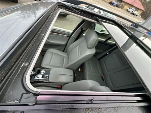 Used 2008 BMW X5 3.0si image 6
