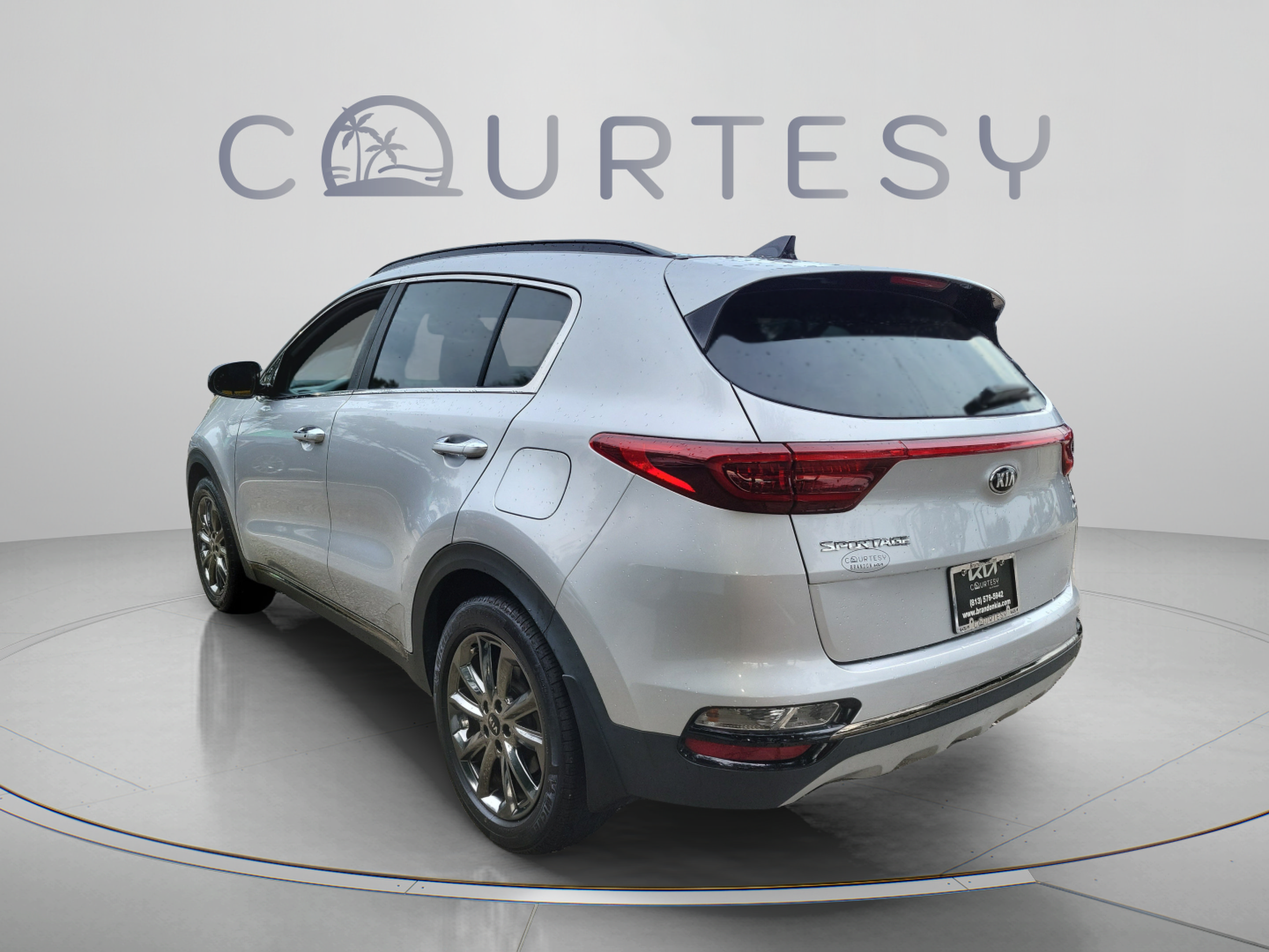 Used 2020 Kia Sportage S w/ Option Group 020 FWD image 2