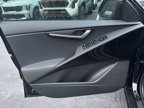 New 2026 Kia Niro EX image 11