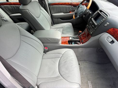 Used 2004 Lexus LS 430 image 22