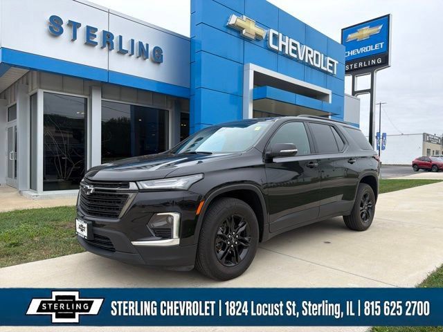 Used 2023 Chevrolet Traverse LT FWD image 1