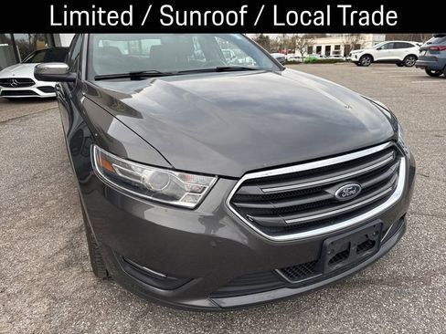 Used 2016 Ford Taurus Limited image 11