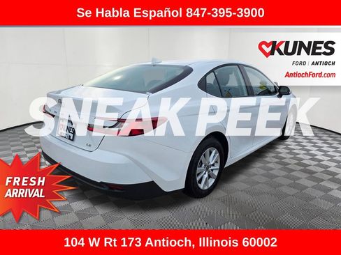 Used 2026 Toyota Camry LE FWD image 9