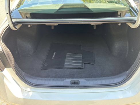 Used 2025 Nissan Altima 2.5 SV FWD image 25