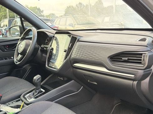 Certified 2025 Subaru Forester Premium AWD/4WD image 18