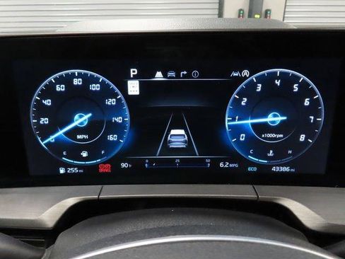 Used 2024 Kia Telluride SX X-Pro AWD/4WD image 25