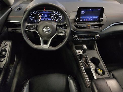 Used 2021 Nissan Altima 2.5 SR FWD image 22