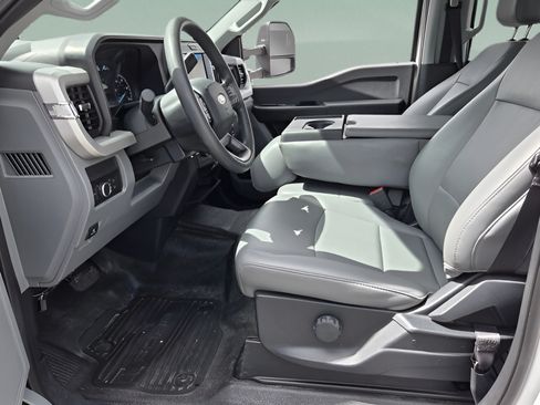 Used 2026 Ford F250 XL AWD/4WD image 9