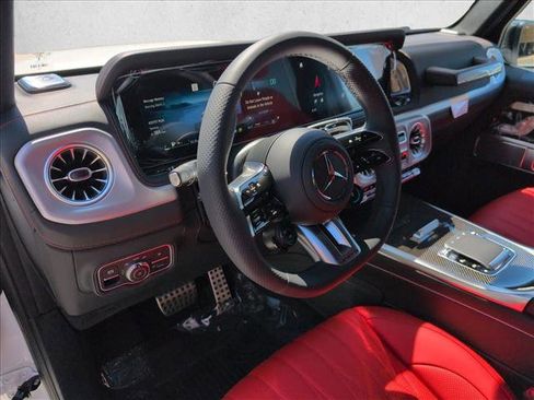 New 2026 Mercedes-Benz G 63 AMG 4MATIC image 3