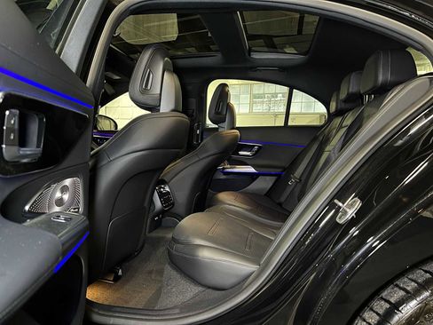 New 2026 Mercedes-Benz E 53 AMG e 4MATIC Sedan image 19