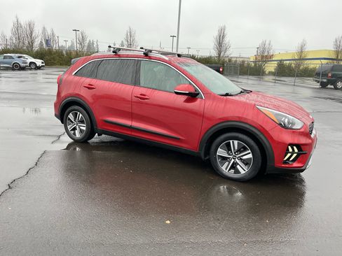 Used 2022 Kia Niro EX image 7