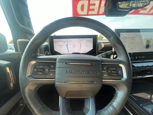 Used 2024 GMC Hummer EV 3X AWD/4WD image 13